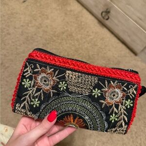 Embroidered Black and Red Women's Clutch